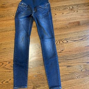 Maternity skinny jeans